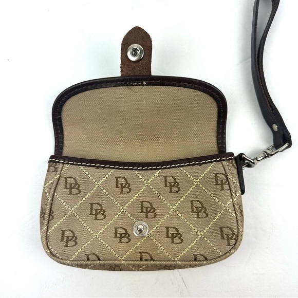 Dooney & Bourke Wristlet Brown Canvas Leather Signature Clutch Made In USA - Picture 4 of 10